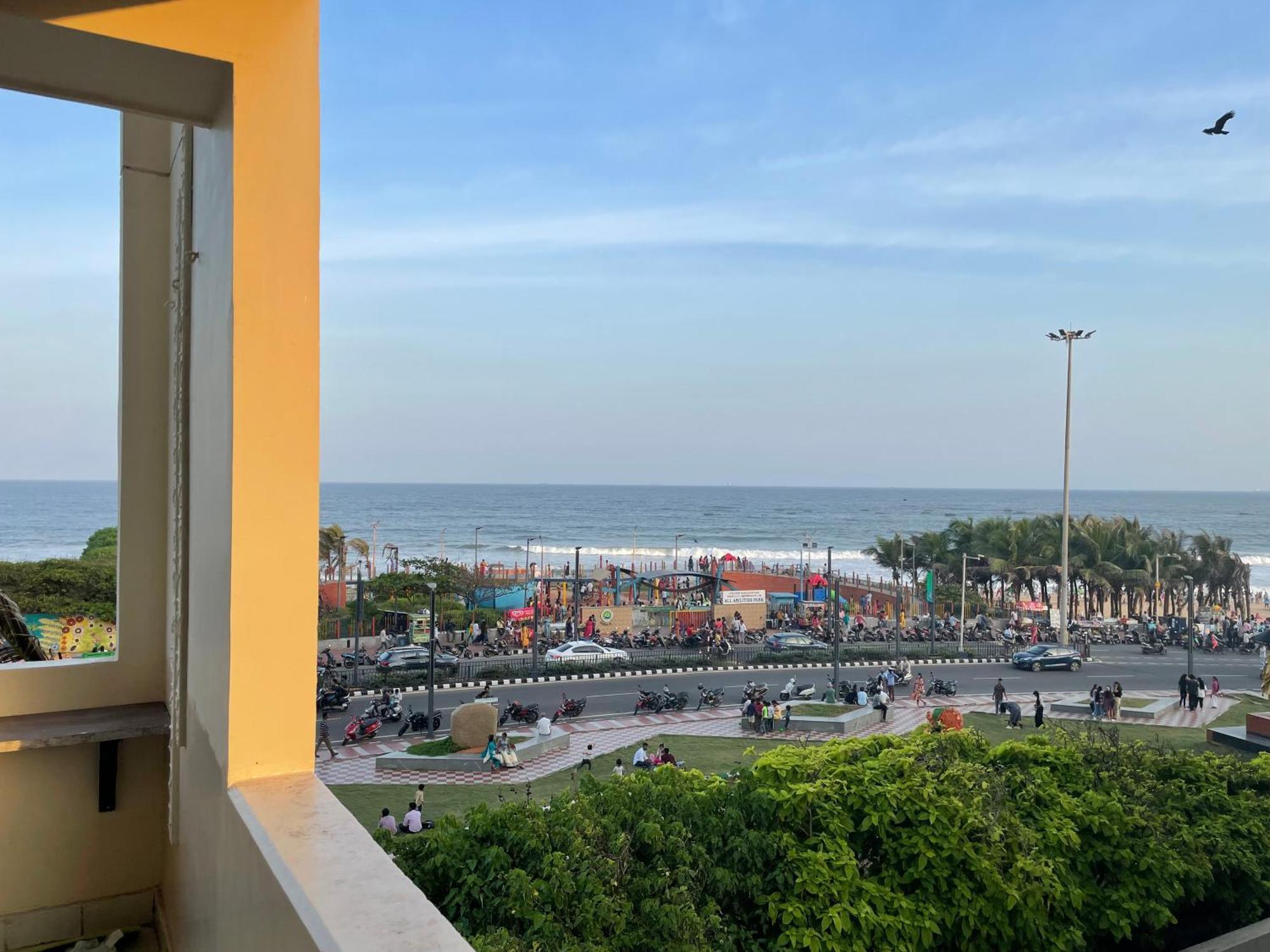 Ferienwohnung Ocean'S Edge Visakhapatnam Exterior foto